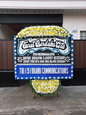 Papan Bunga Duka di Metro